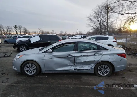 2011 Hyundai Sonata Gls from USA, damaged, VIN 5NPEB4AC1BH125238